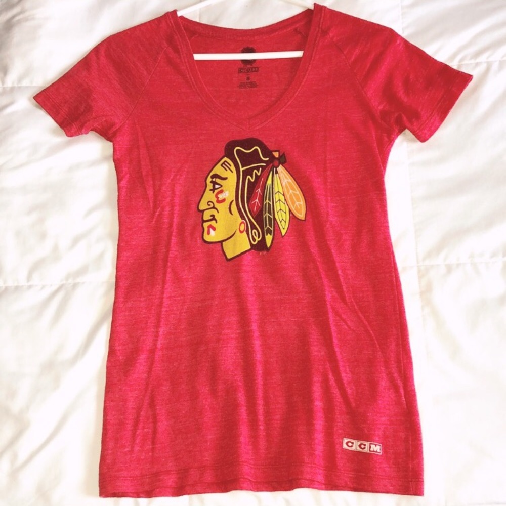 *LAST CHANCE* Blackhawks T-shirt